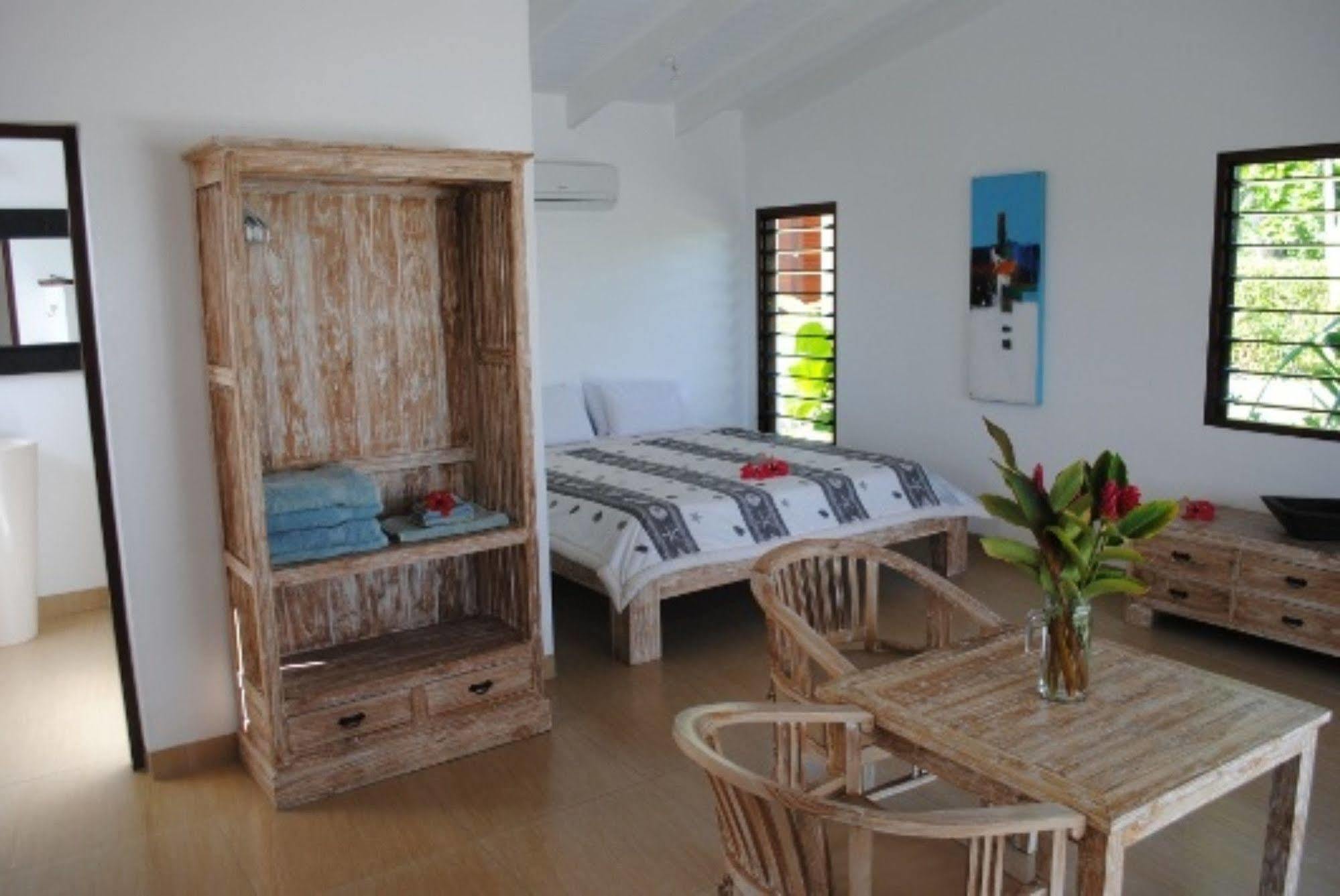 Angelfish Cove Villas Port Vila Buitenkant foto